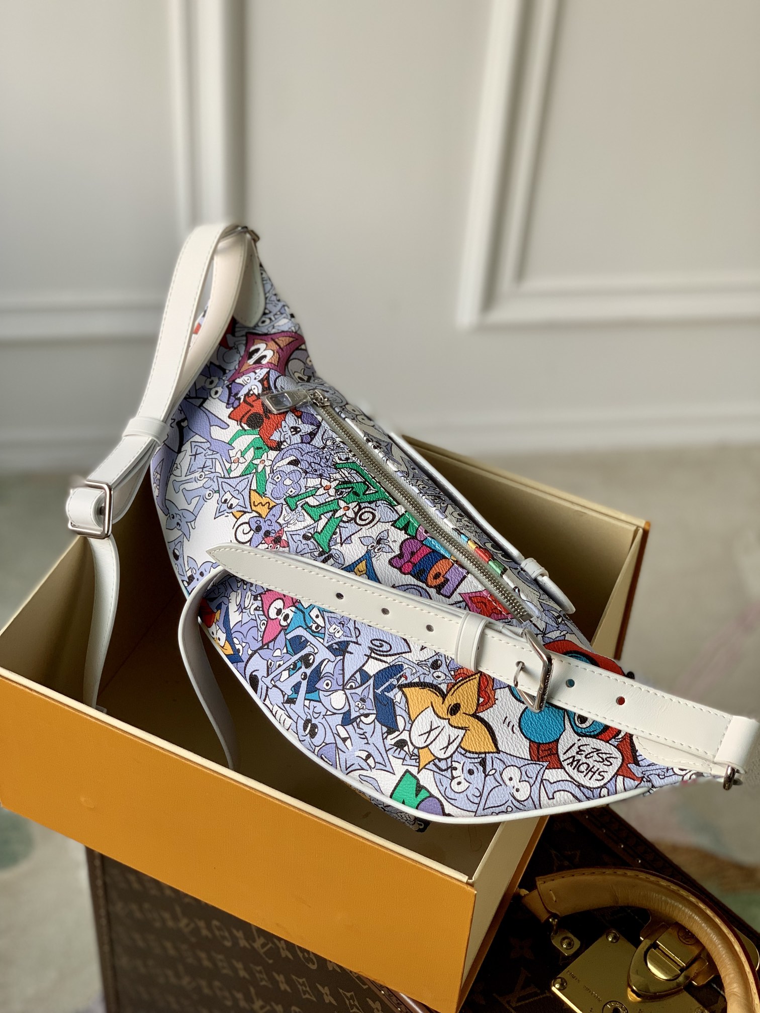 l**is V*t*n bum bag-m21862-50*15.5 *4cm