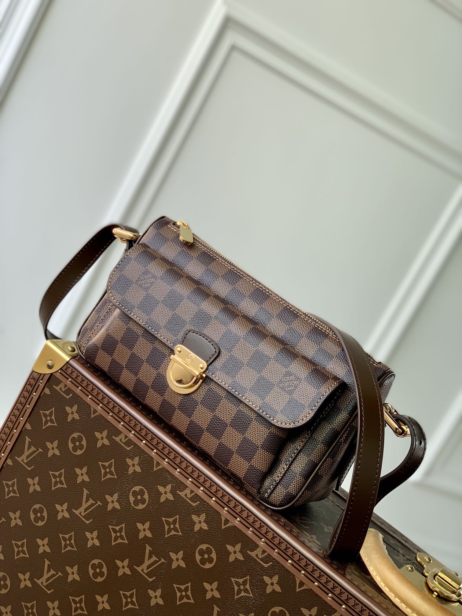 l**is V*t*n vintage m60006 bag-27*10*15cm