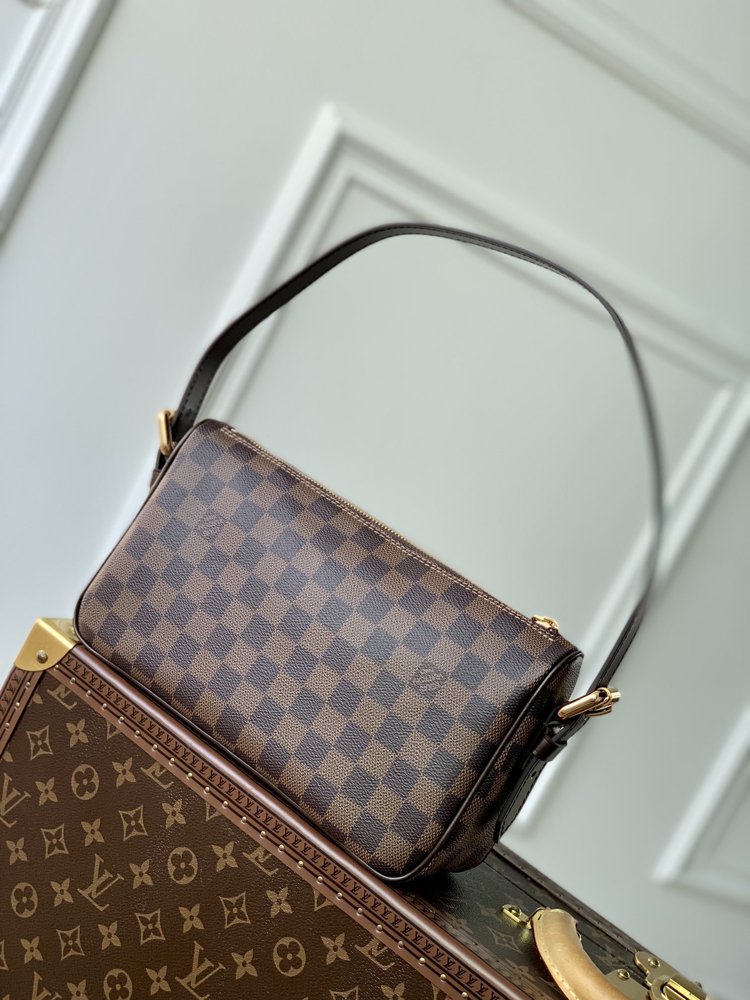l**is V*t*n vintage m60006 bag-27*10*15cm