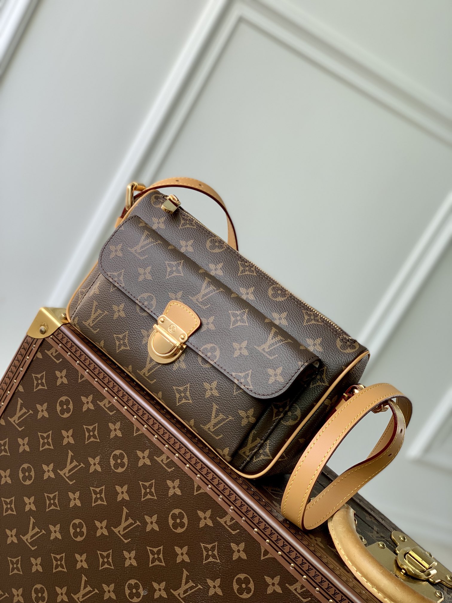 l**is V*t*n vintage m60006 bag-27*10*15cm
