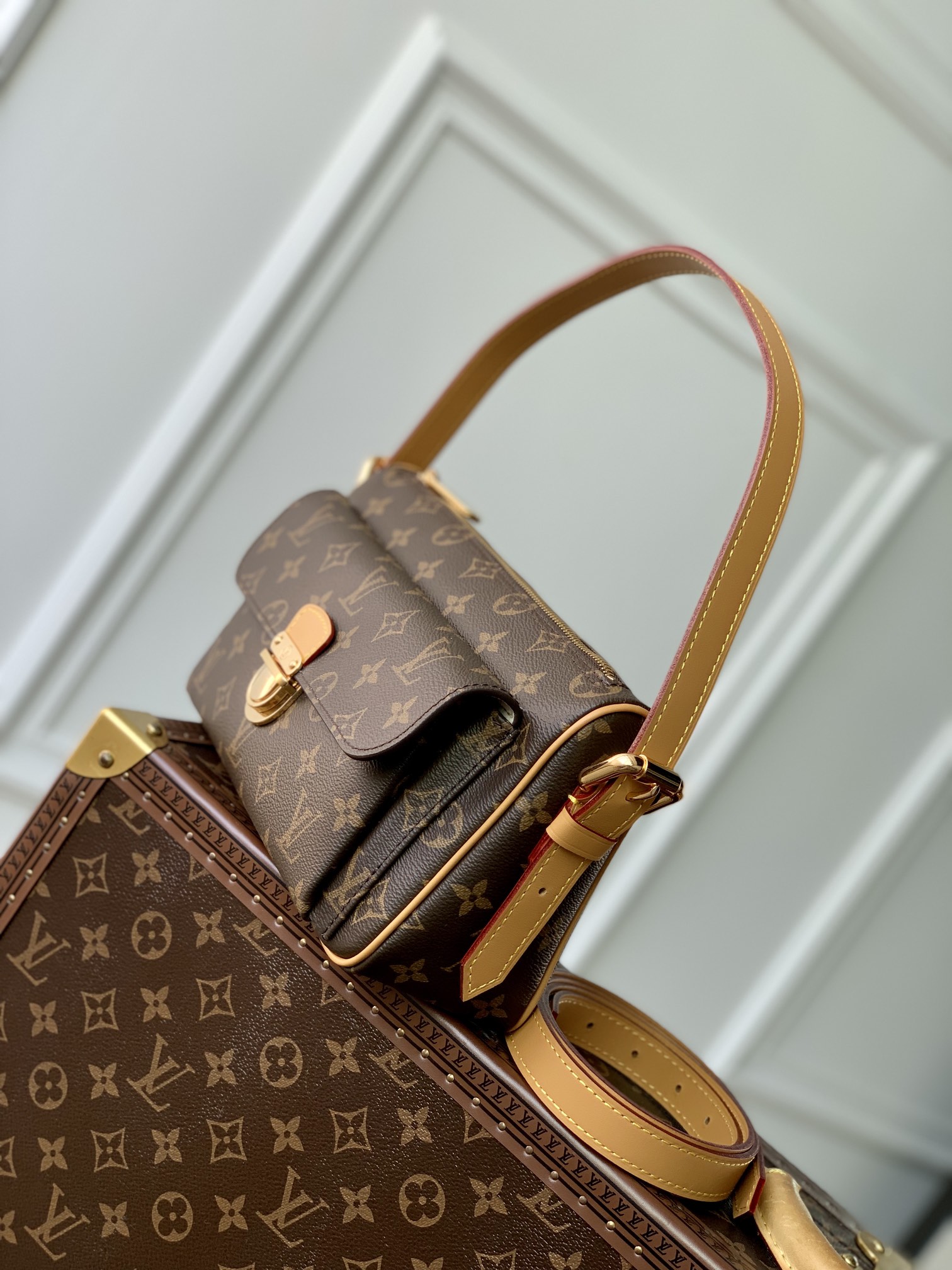 l**is V*t*n vintage m60006 bag-27*10*15cm