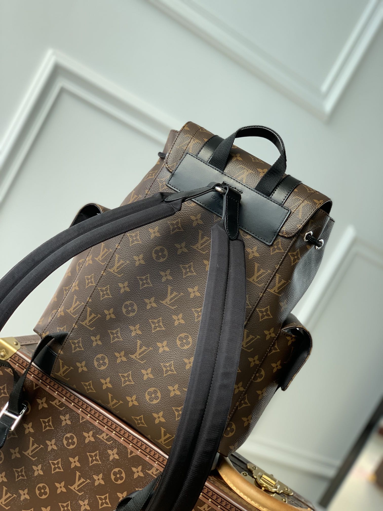 l**is V*t*n christopher backpack m46247-32*39*12cm
