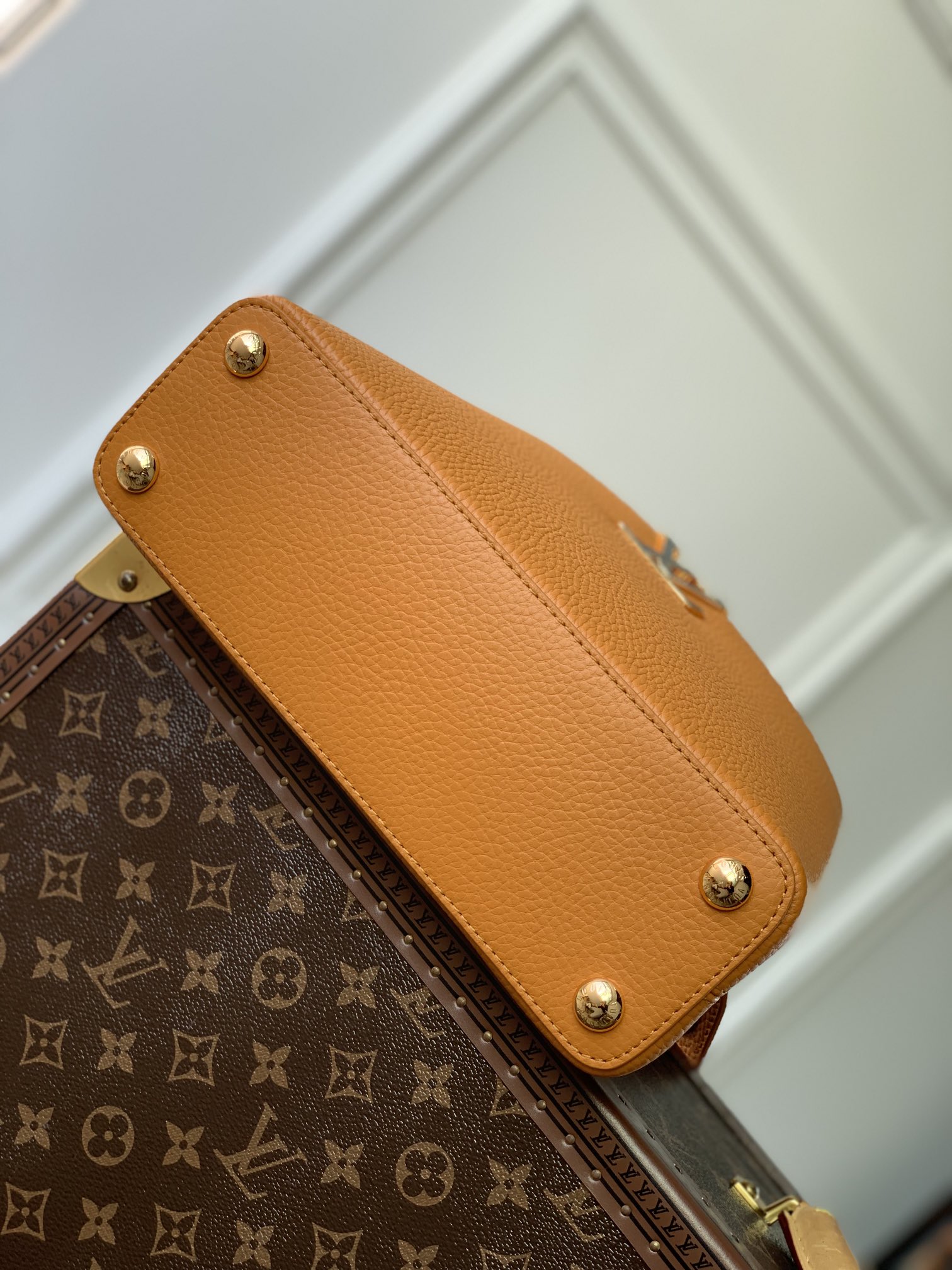 l**is V*t*n capucines bb-m21164-27*18*9cm