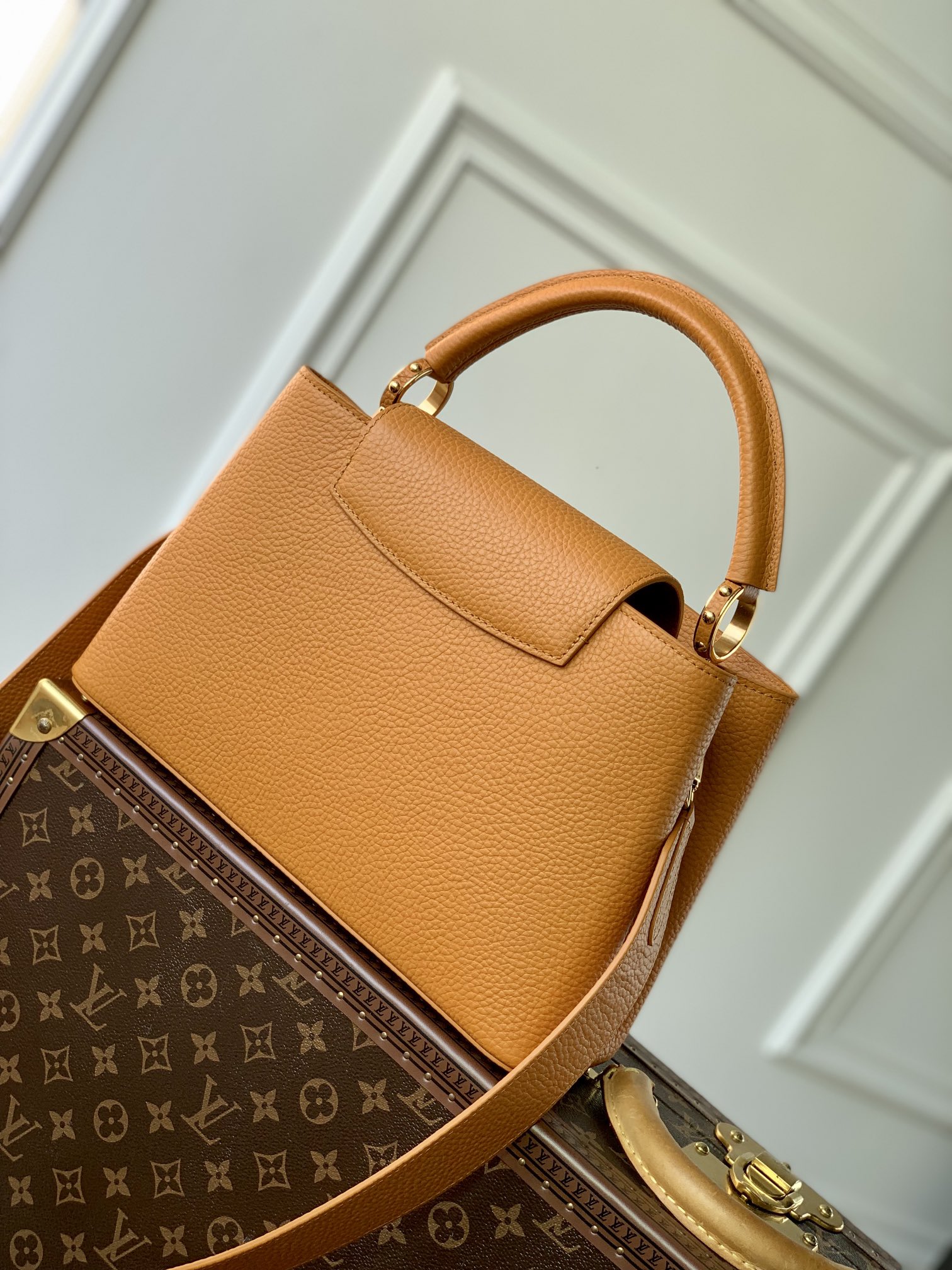 l**is V*t*n capucines bag-31.5*20*11cm