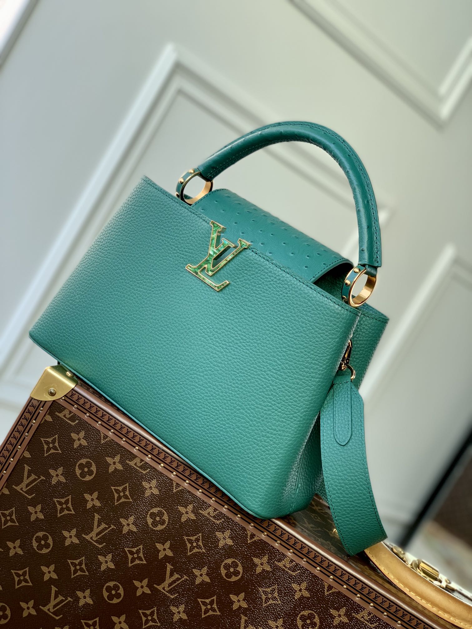 l**is V*t*n capucines bag-31.5*20*11cm