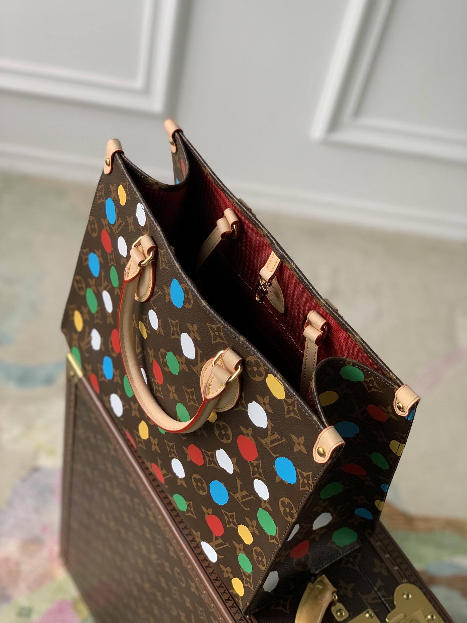 l**is V*t*n x ykonthego handbag-35 x 27 x 14 cm