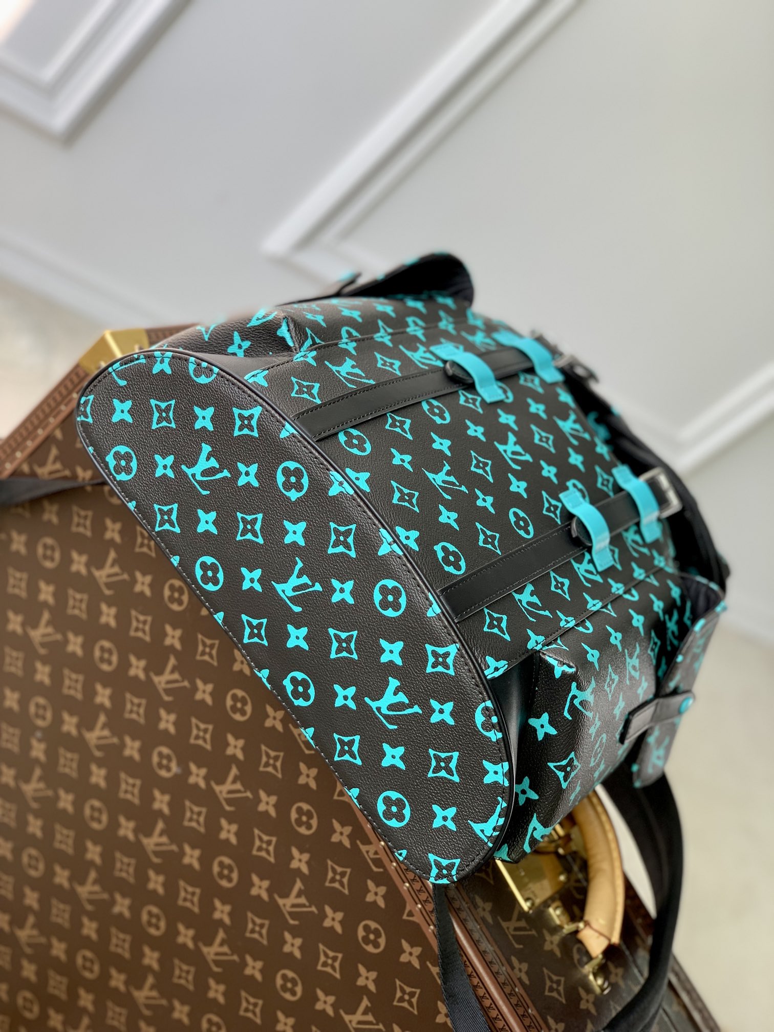 l**is V*t*n christopher backpack-m21936-41*48*13cm