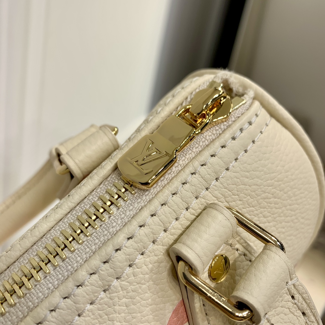 l**is V*t*n nano speedy-16cm