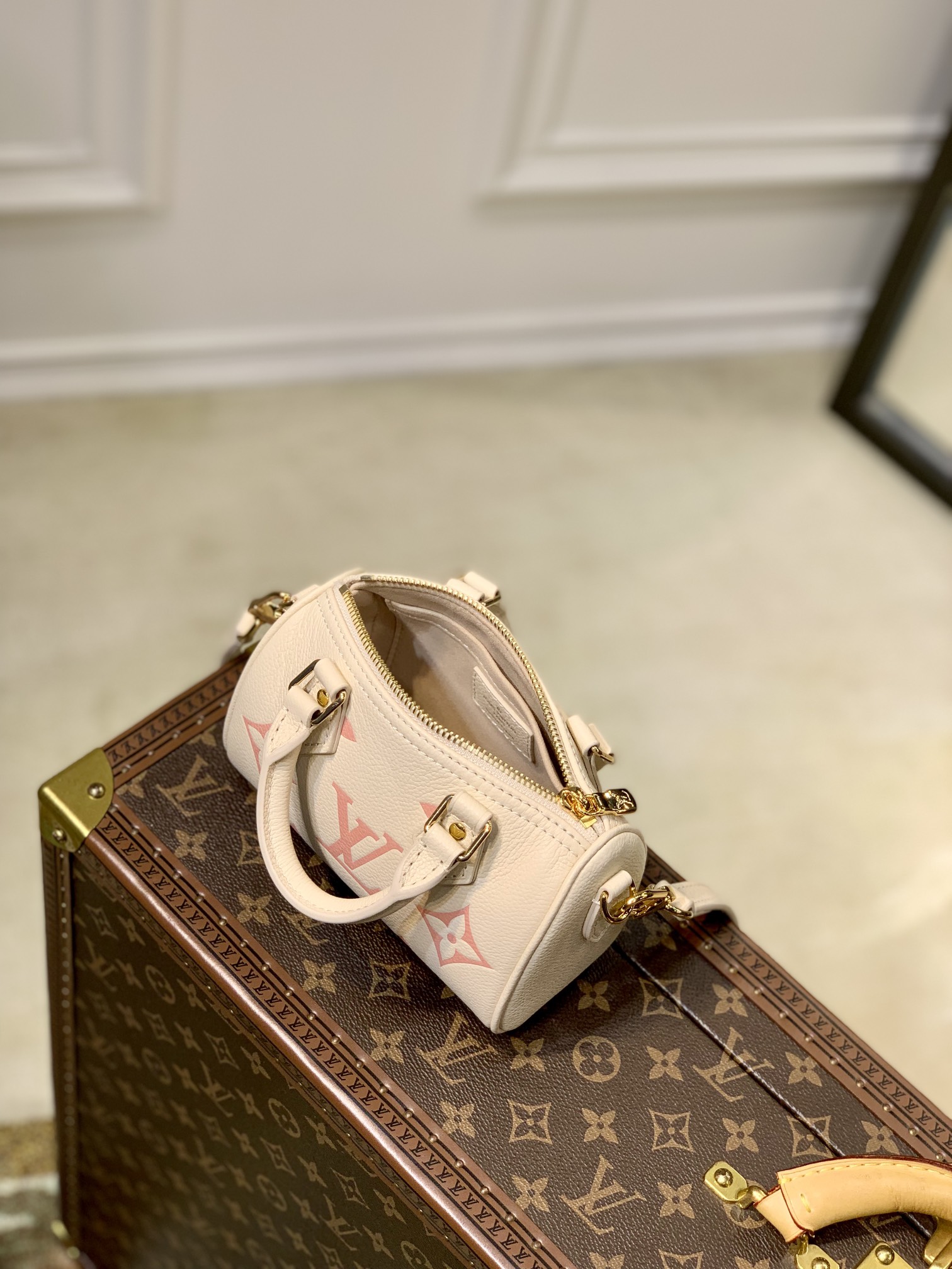 l**is V*t*n nano speedy-16cm