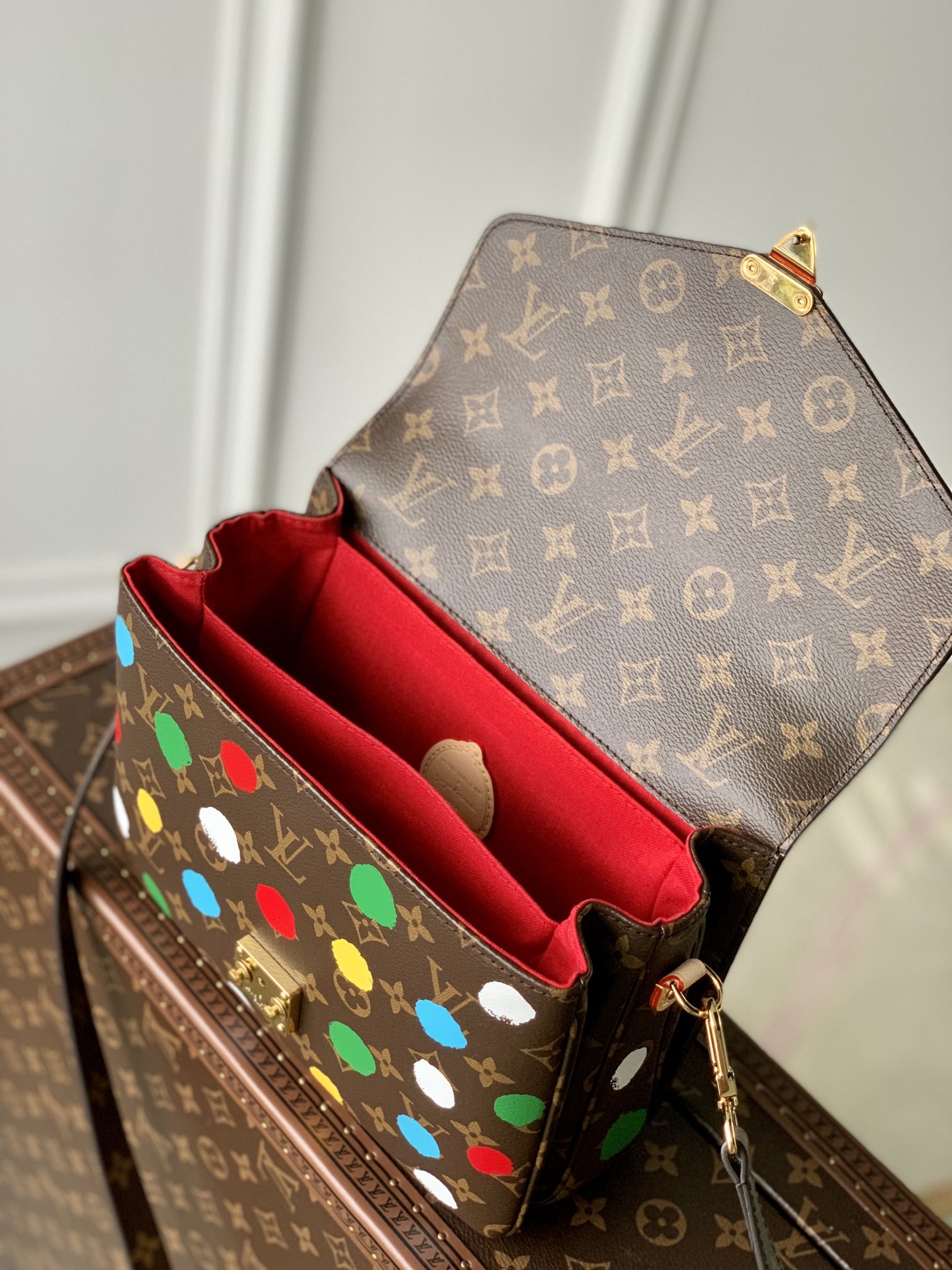 l**is V*t*n pochette metis handbags-25*19*7cm
