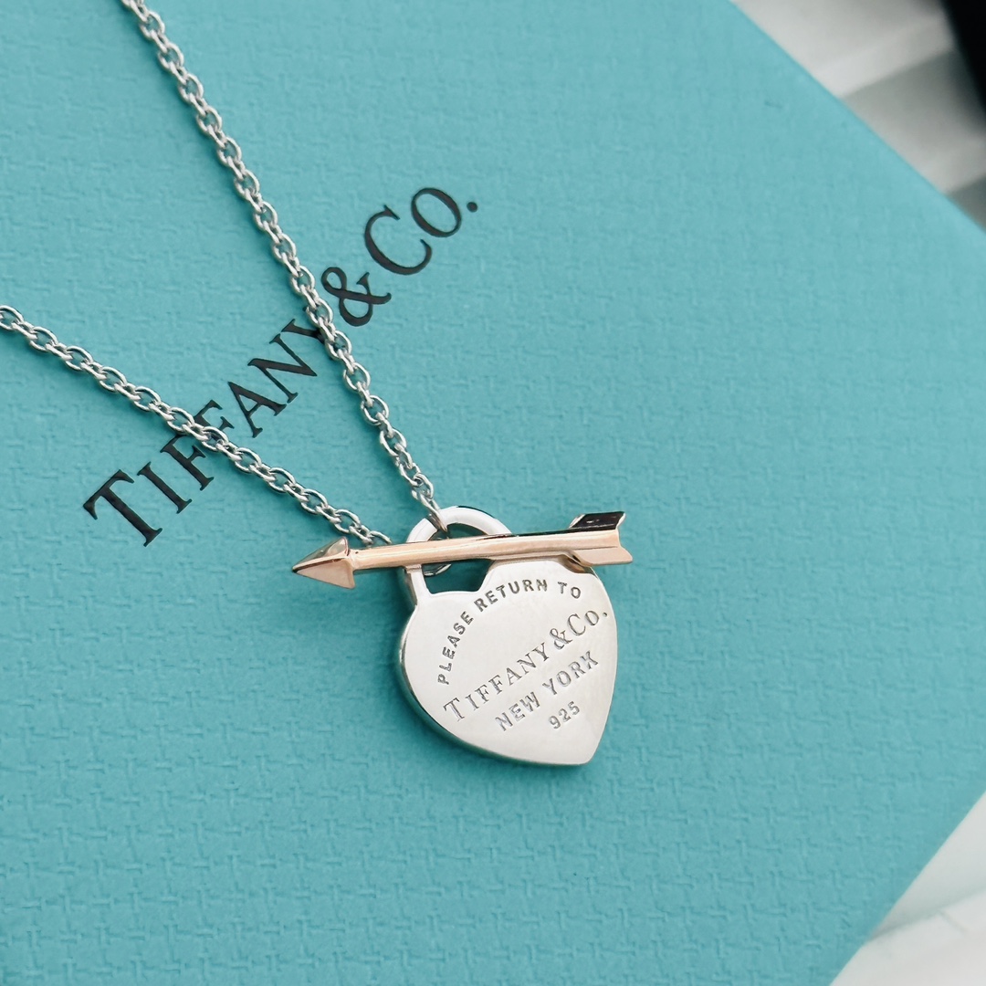 T*f*ny neclace