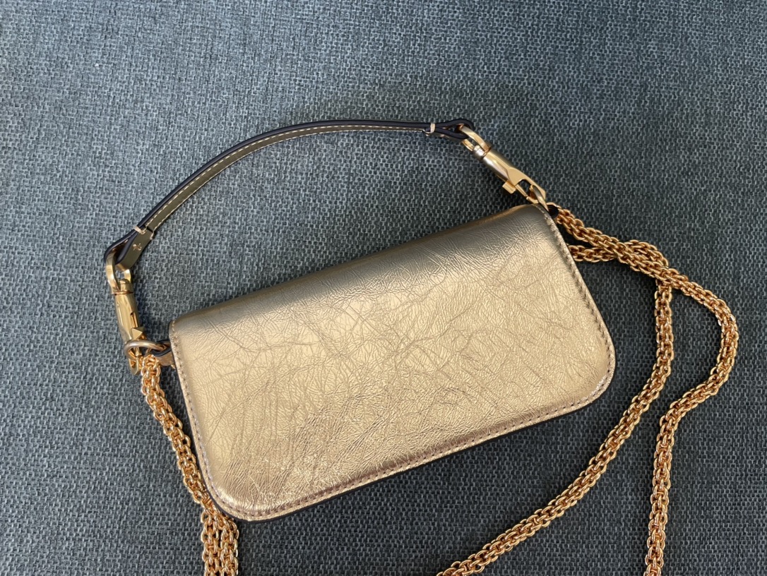 Valentino Garavani Mini Loc-20x 11x5CM