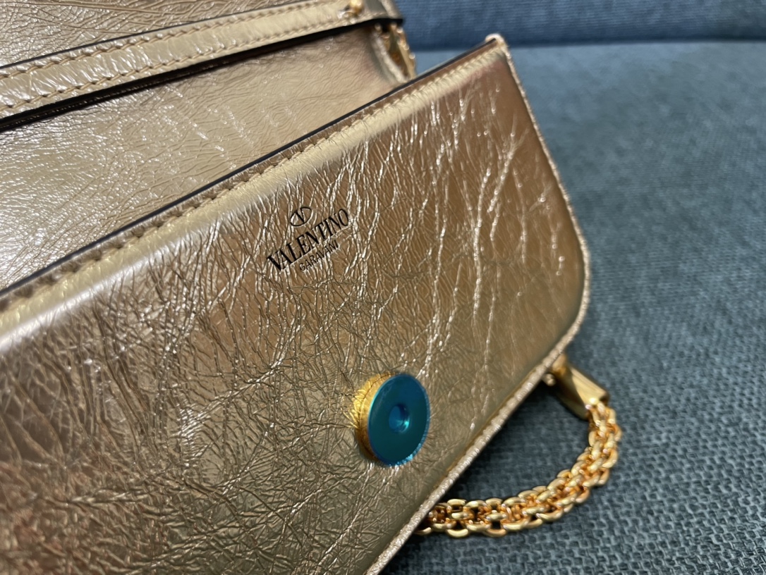 Valentino Garavani Mini Loc-20x 11x5CM