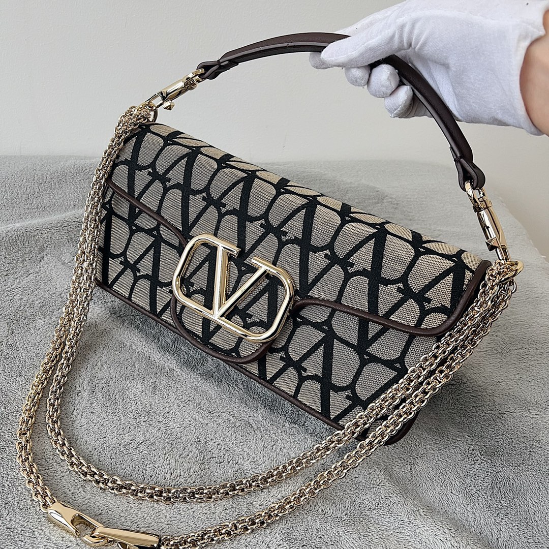 Valentino Garavani Loc-27*13*6CM