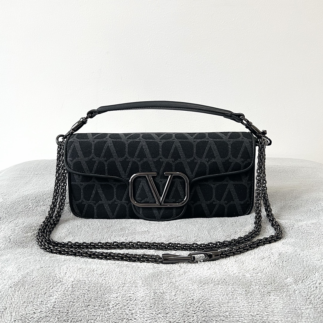 Valentino Garavani Loc-27*13*6CM