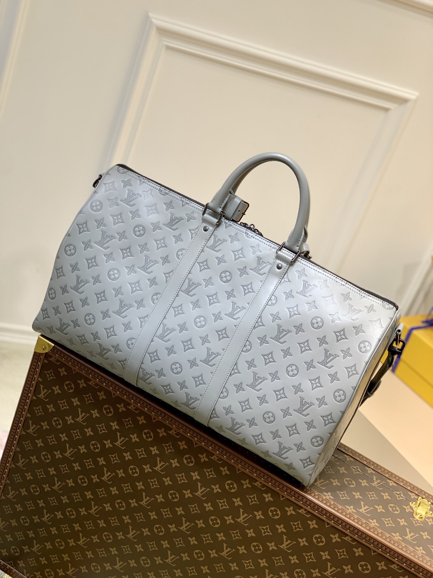 l**is V*t*n keepall bandouliÈre- 50 x 29 x 23cm