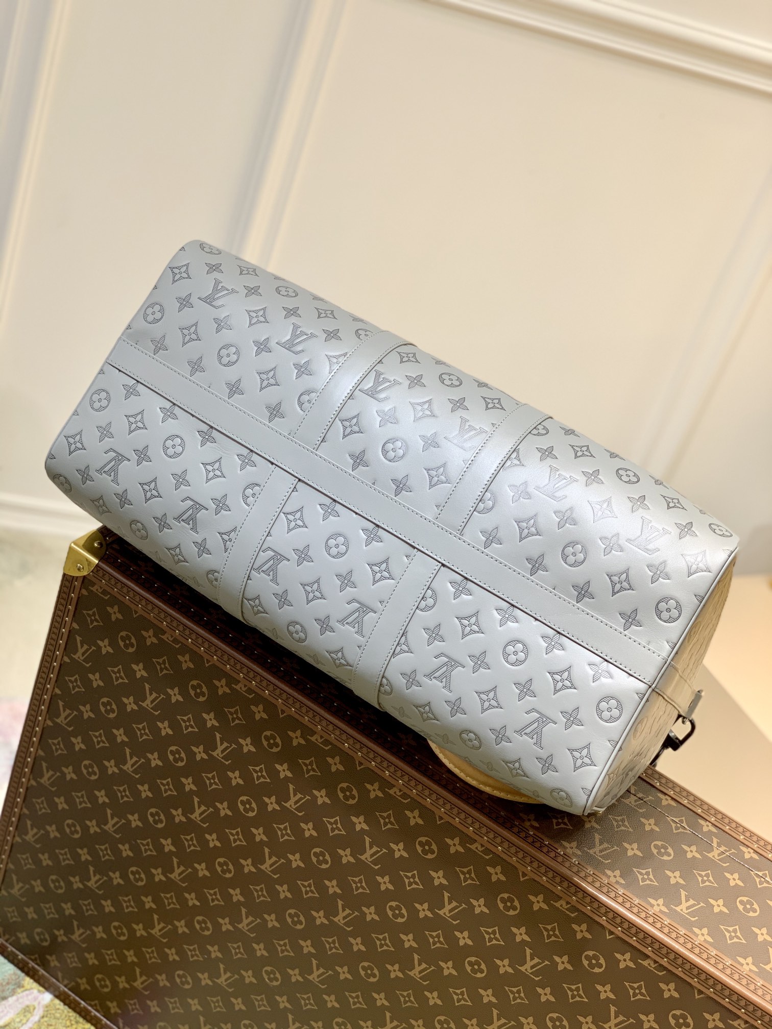 l**is V*t*n keepall bandouliÈre- 50 x 29 x 23cm