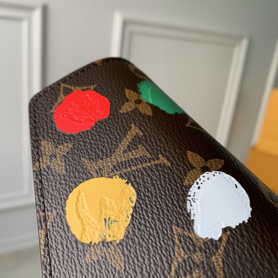 l**is V*t*n wallet m81980-19 x 10.5 x 2 cm