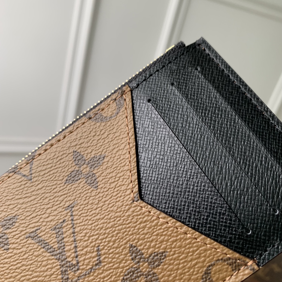 l**is V*t*n wallet-m81881-12 x 8 x 0.8cm