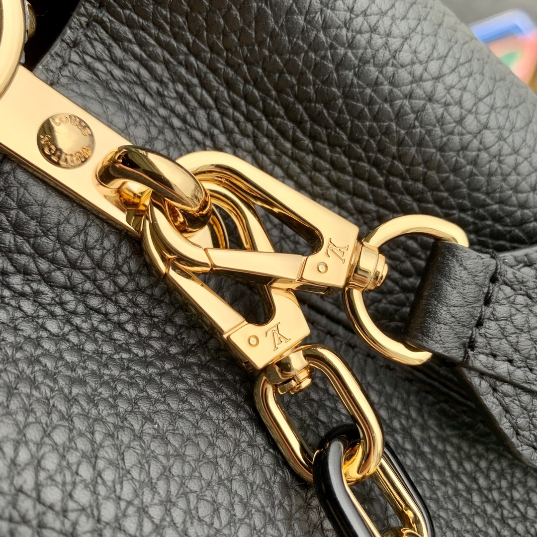 l**is V*t*n capucines bb-m21164-27*18*9cm