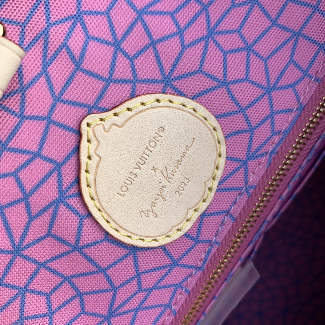 l**is V*t*n x ykonthego handbag-35 x 27 x 14 cm