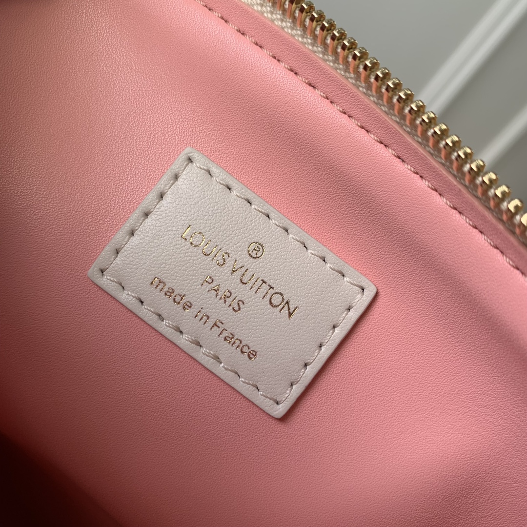 l**is V*t*n coussin handbags-26*20*12cm