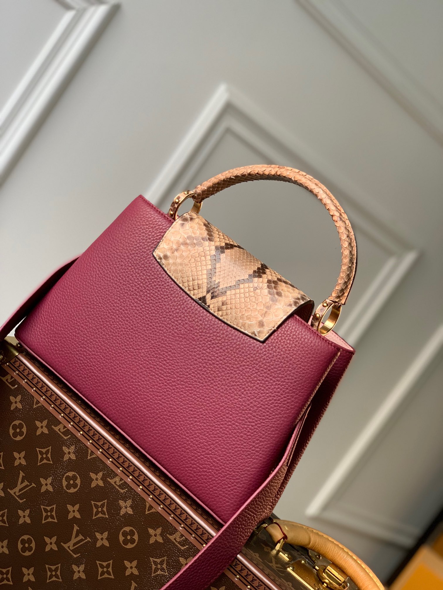l**is V*t*n capucines bag-31.5*20*11cm