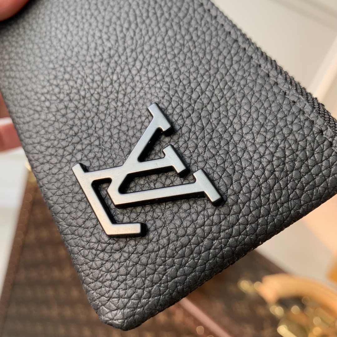 l**is V*t*n wallet-12.0x 7cm