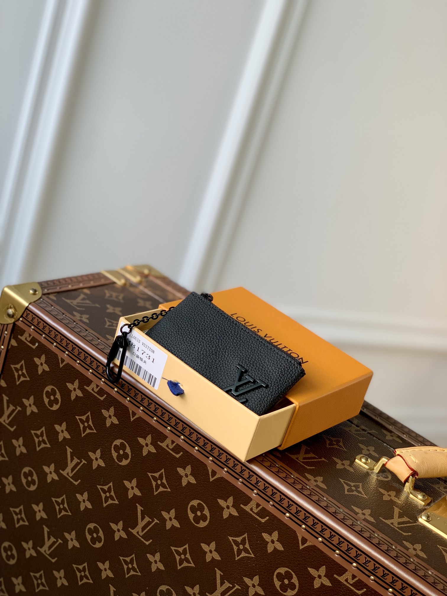 l**is V*t*n wallet-12.0x 7cm