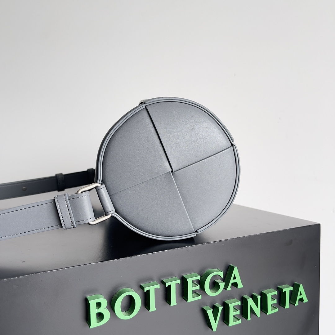 Bo*te*ga ve*ne*ta arco bag-31*14*14cm