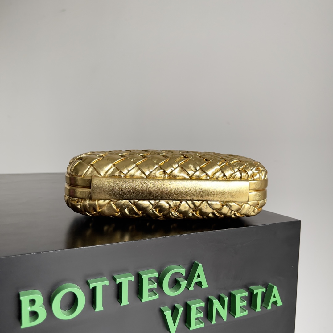 Bo*te*ga ve*ne*ta cassette bag-20.5*6*12.5cm