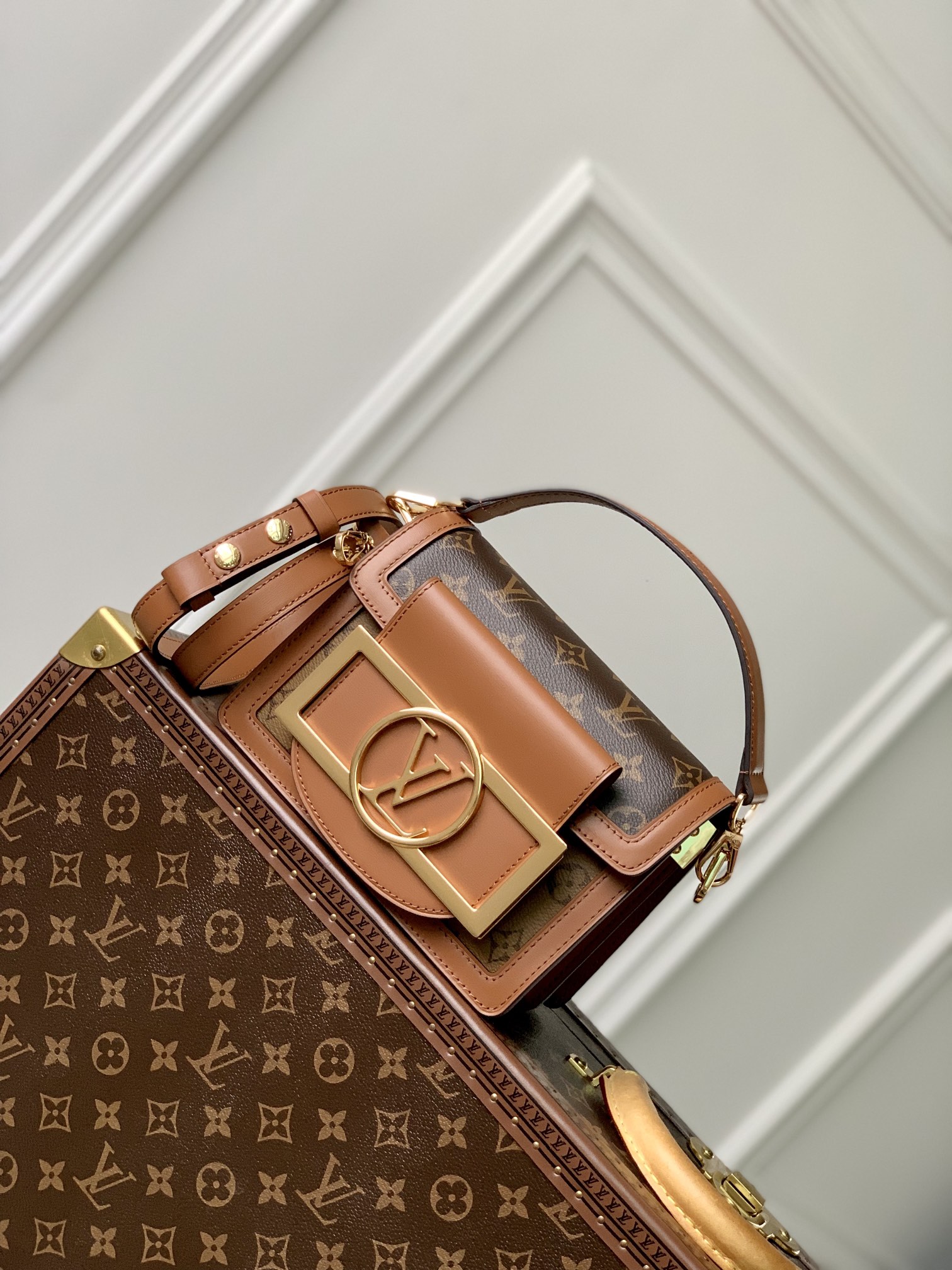 l**is V*t*n mini dauphine bag-20*15*9cm