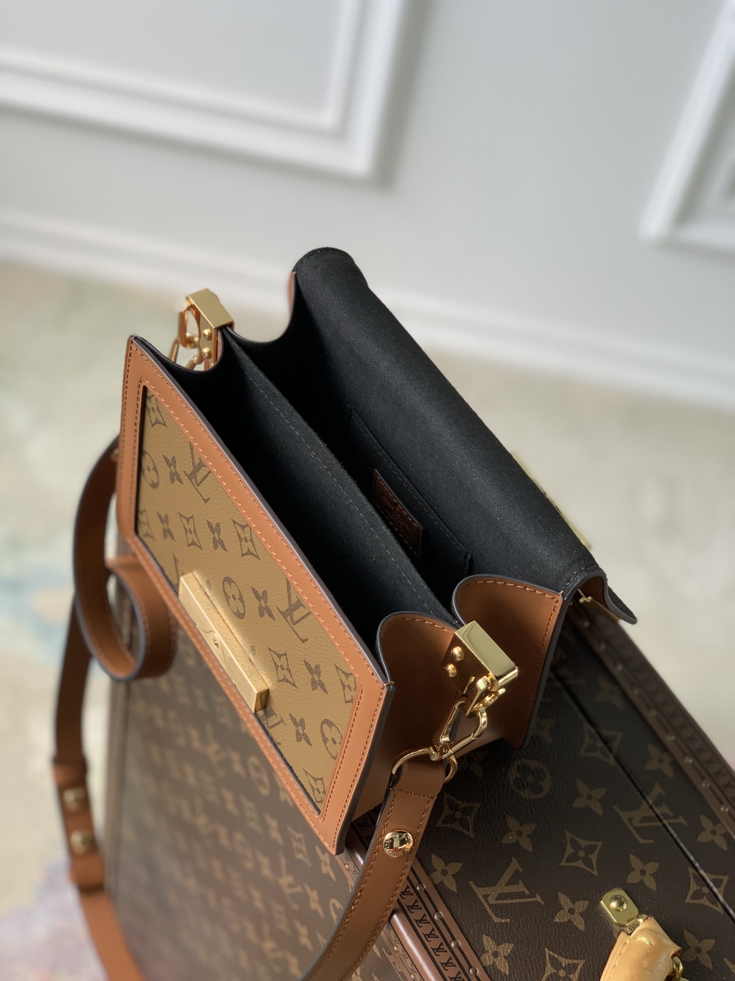 l**is V*t*n mini dauphine bag-20*15*9cm