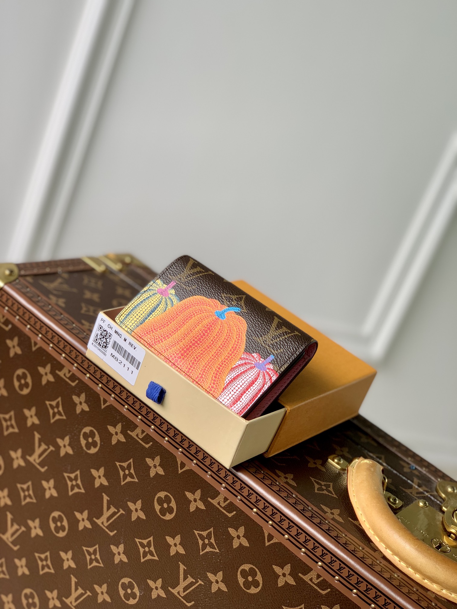 l**is V*t*n &yk wallet m82111-12×9.5×1.5cm