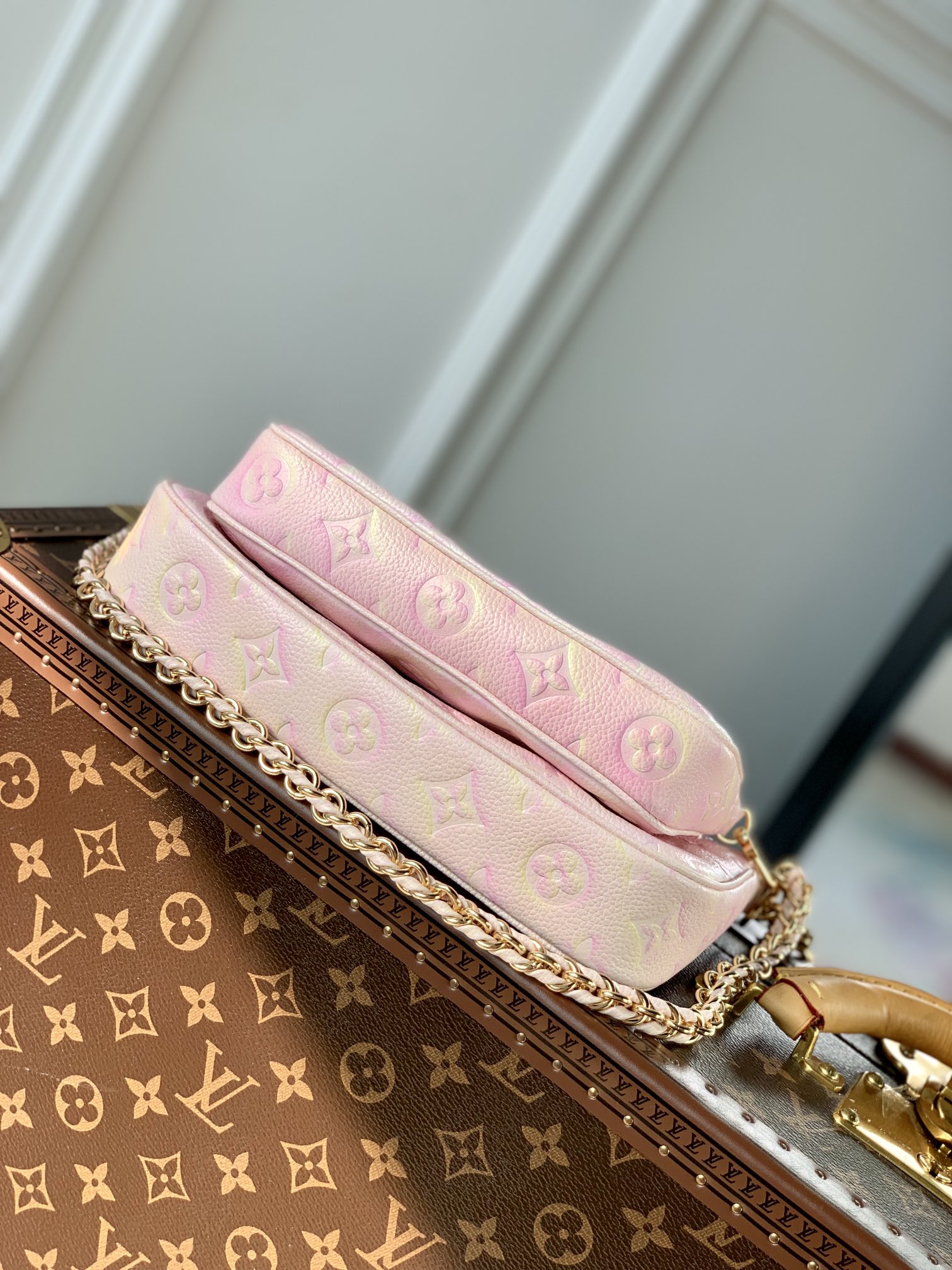 l**is V*t*n multi pochette accessoires m46180-24*13.5* 4cm