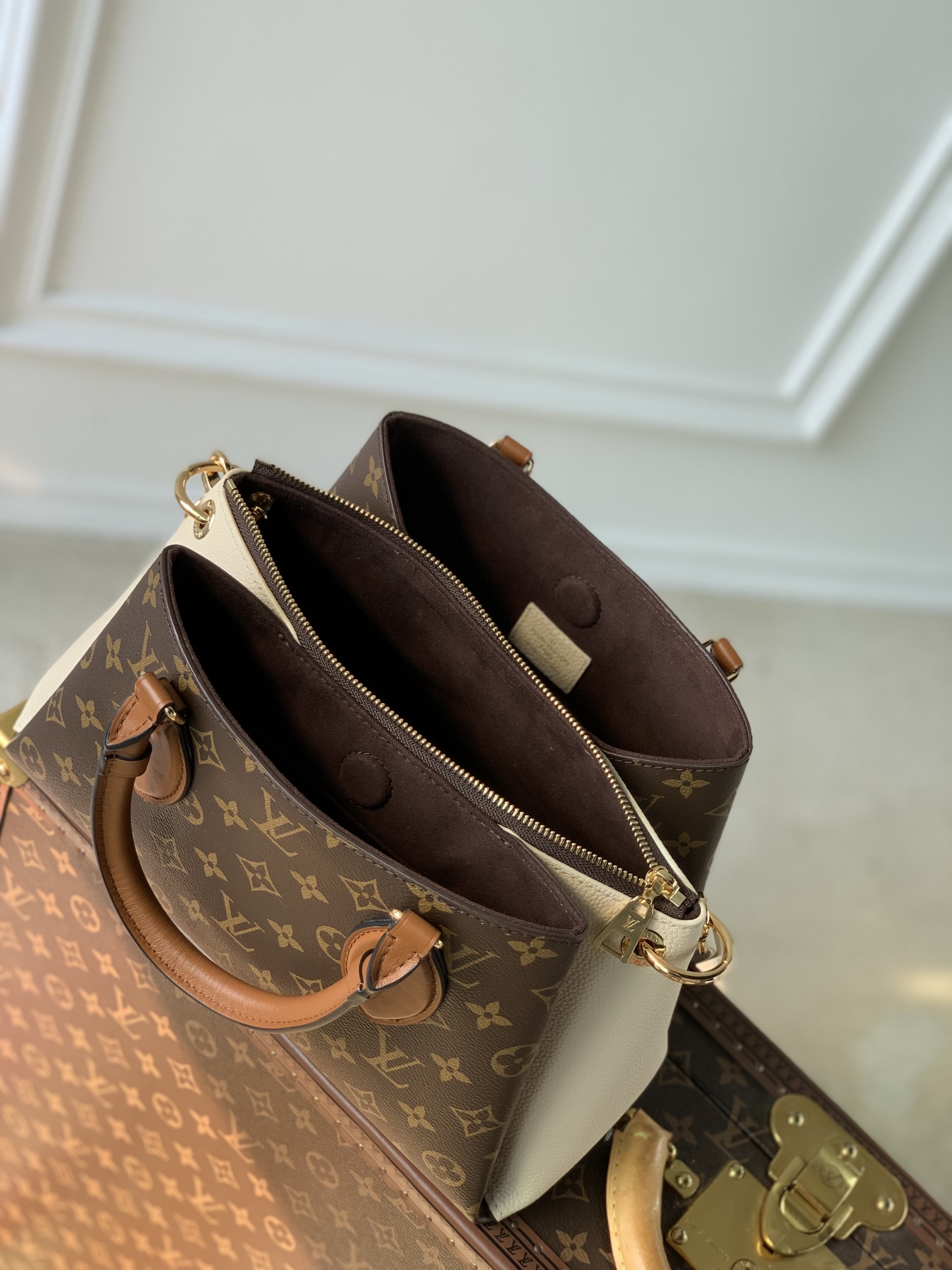 l**is V*t*n opéra bb handbag-26.0 x 18.0 x 15cm