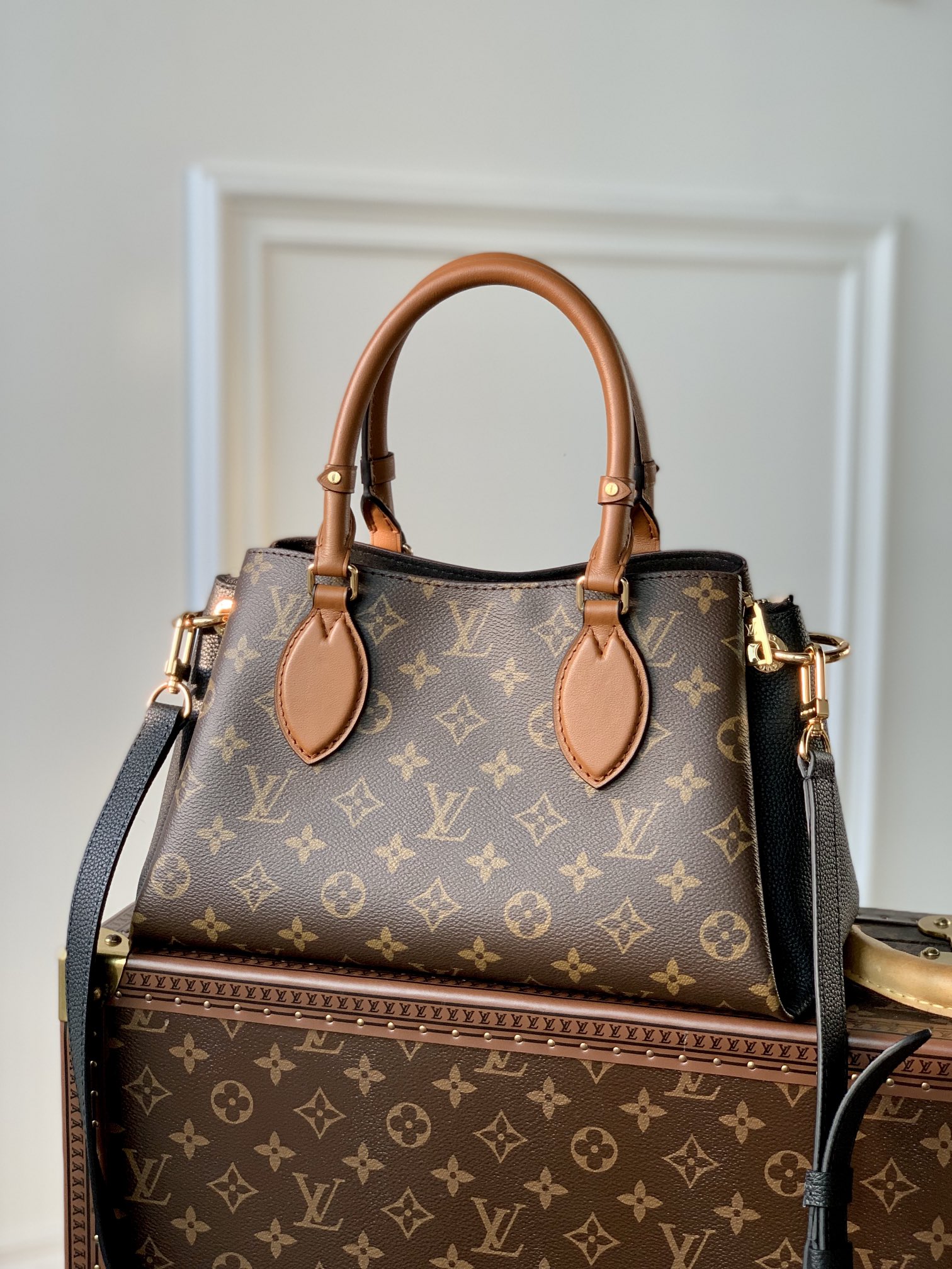 l**is V*t*n opéra bb handbag-26.0 x 18.0 x 15cm
