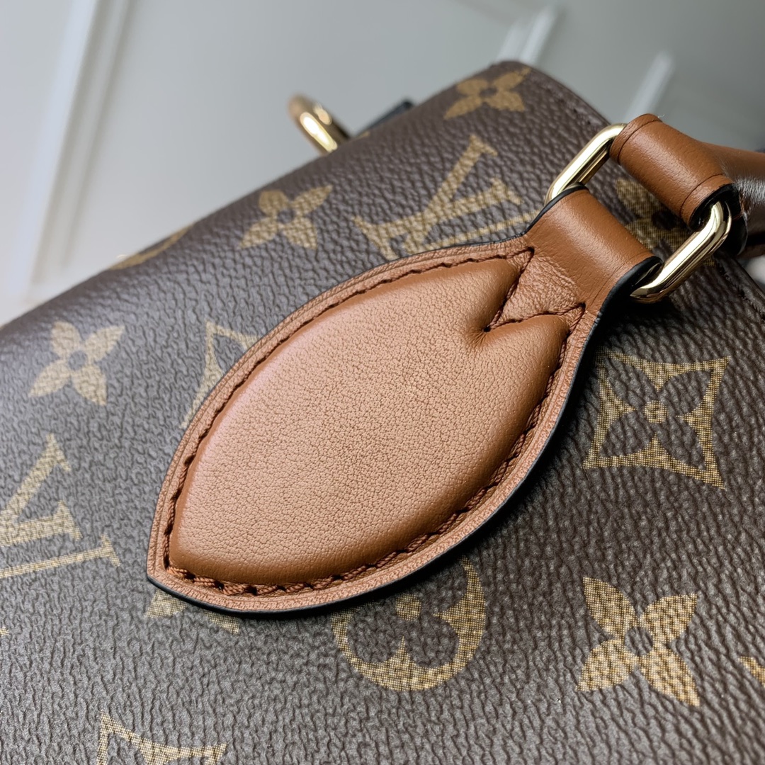 l**is V*t*n opéra bb handbag-26.0 x 18.0 x 15cm