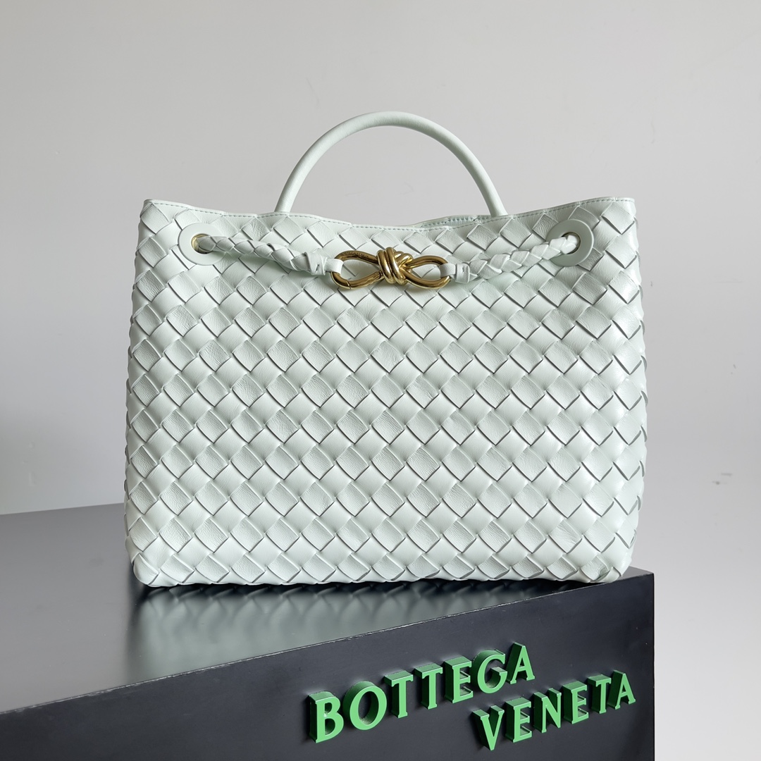 Bo*te*ga ve*ne*ta andiamo-32*24*12cm