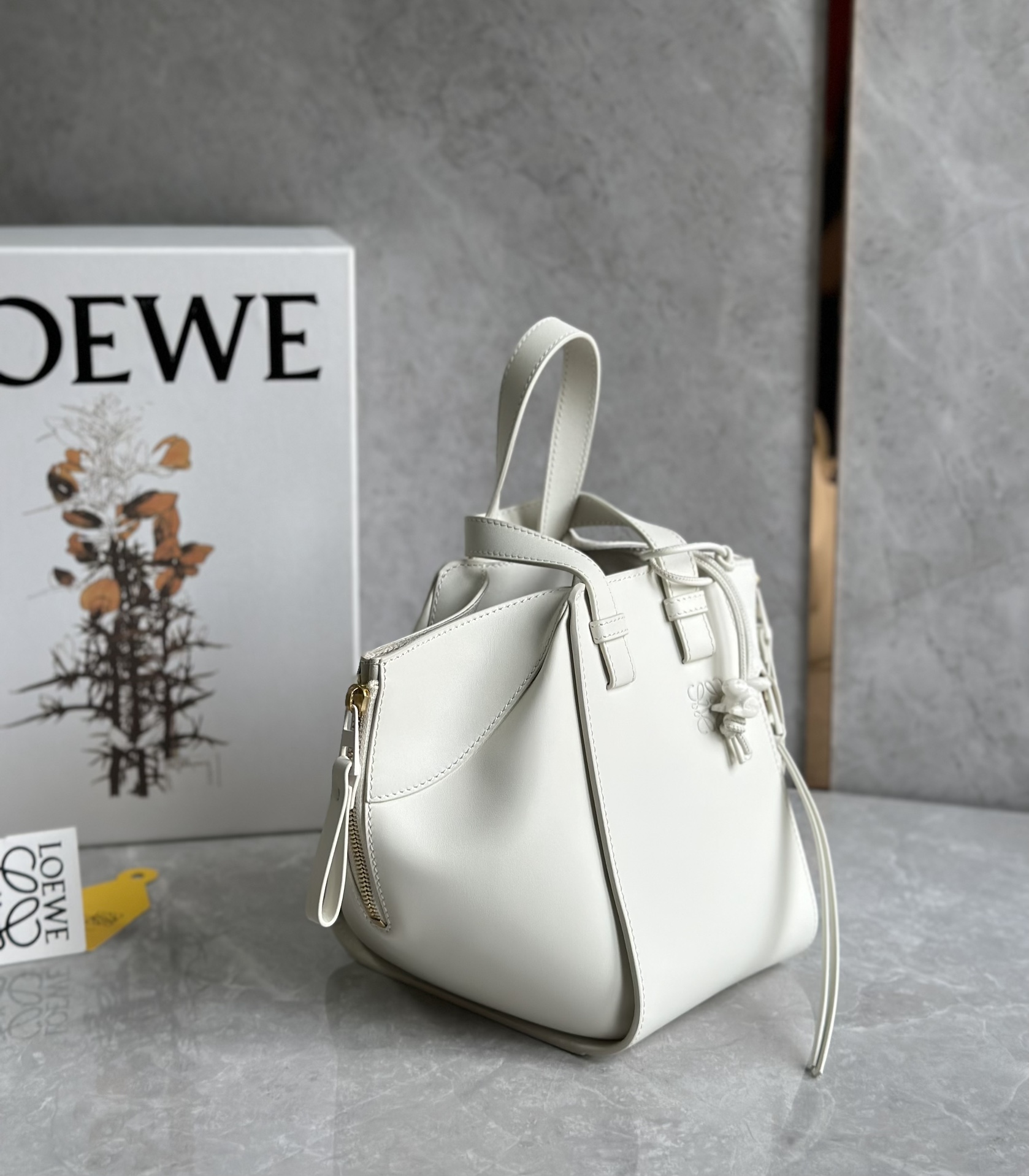 Loewe Hammock Bag-19.5*14.4*20.8CM