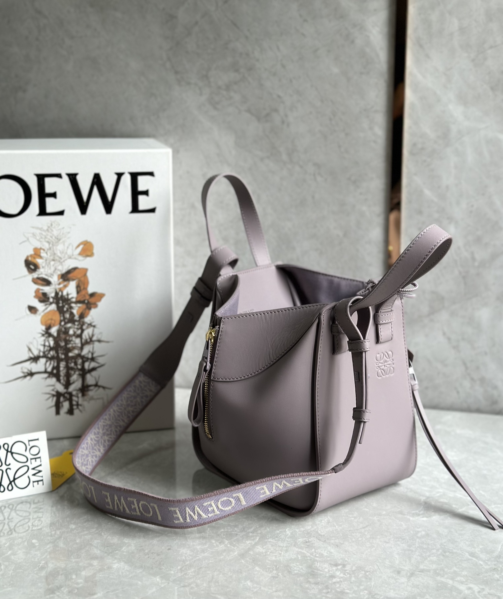 Loewe Hammock Bag-19.5*14.4*20.8CM