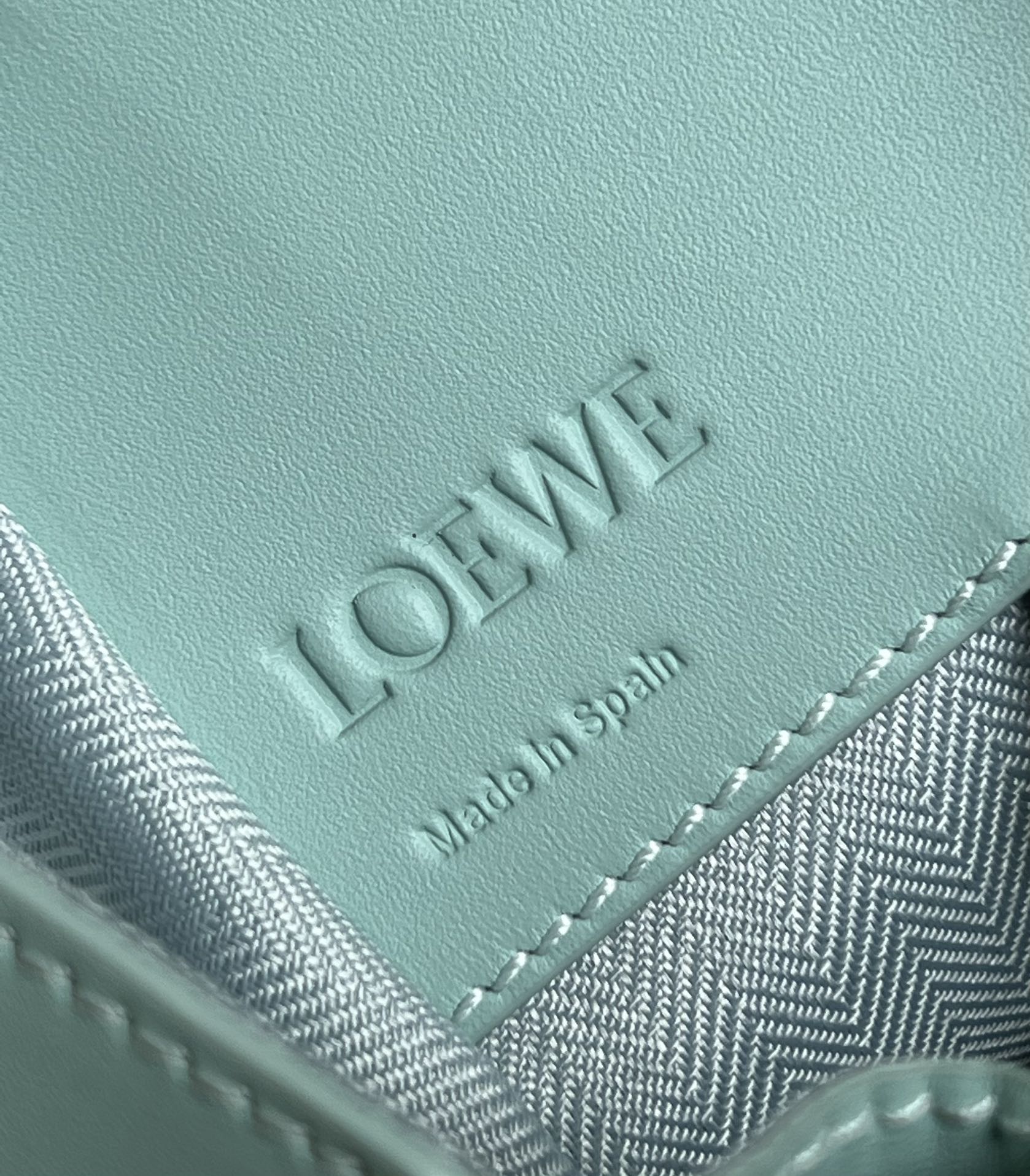 Loewe Hammock Bag-19.5*14.4*20.8CM