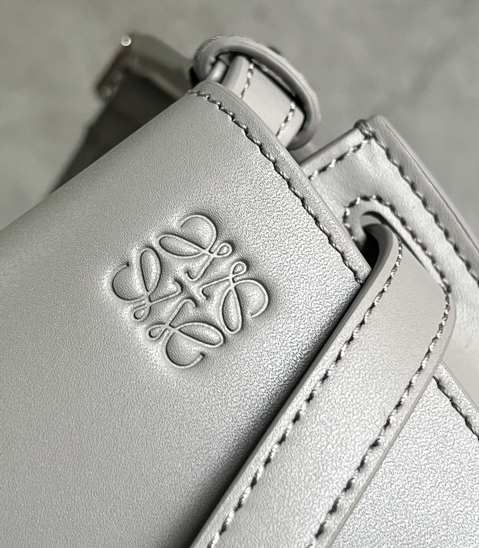 Loewe Mini Gate Dual Bag-21*12.5*9CM