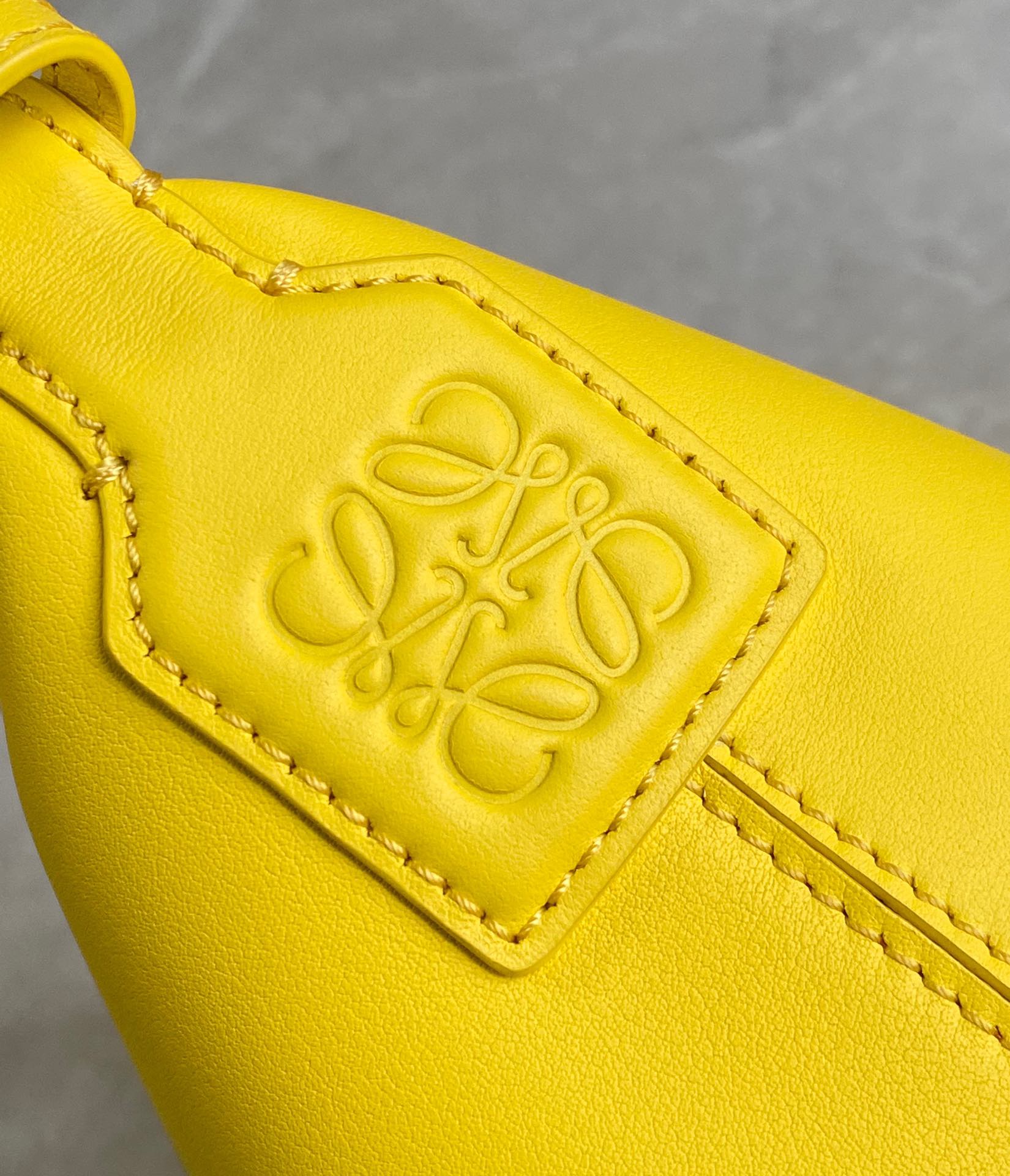 Loewe Cubi Bag-20.5×17×12.5CM