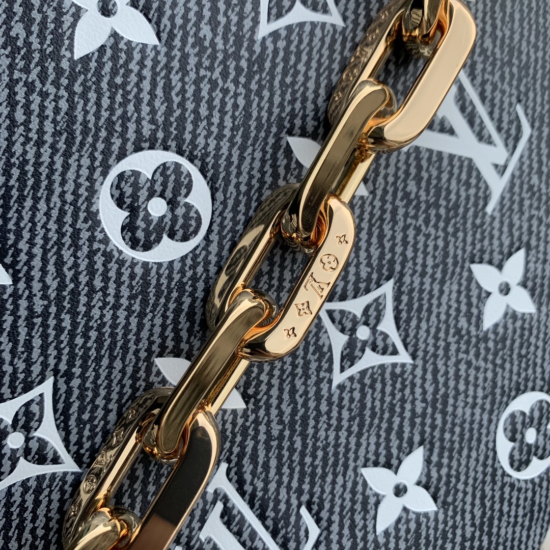 l**is V*t*n coussin handbags-26*20*12cm