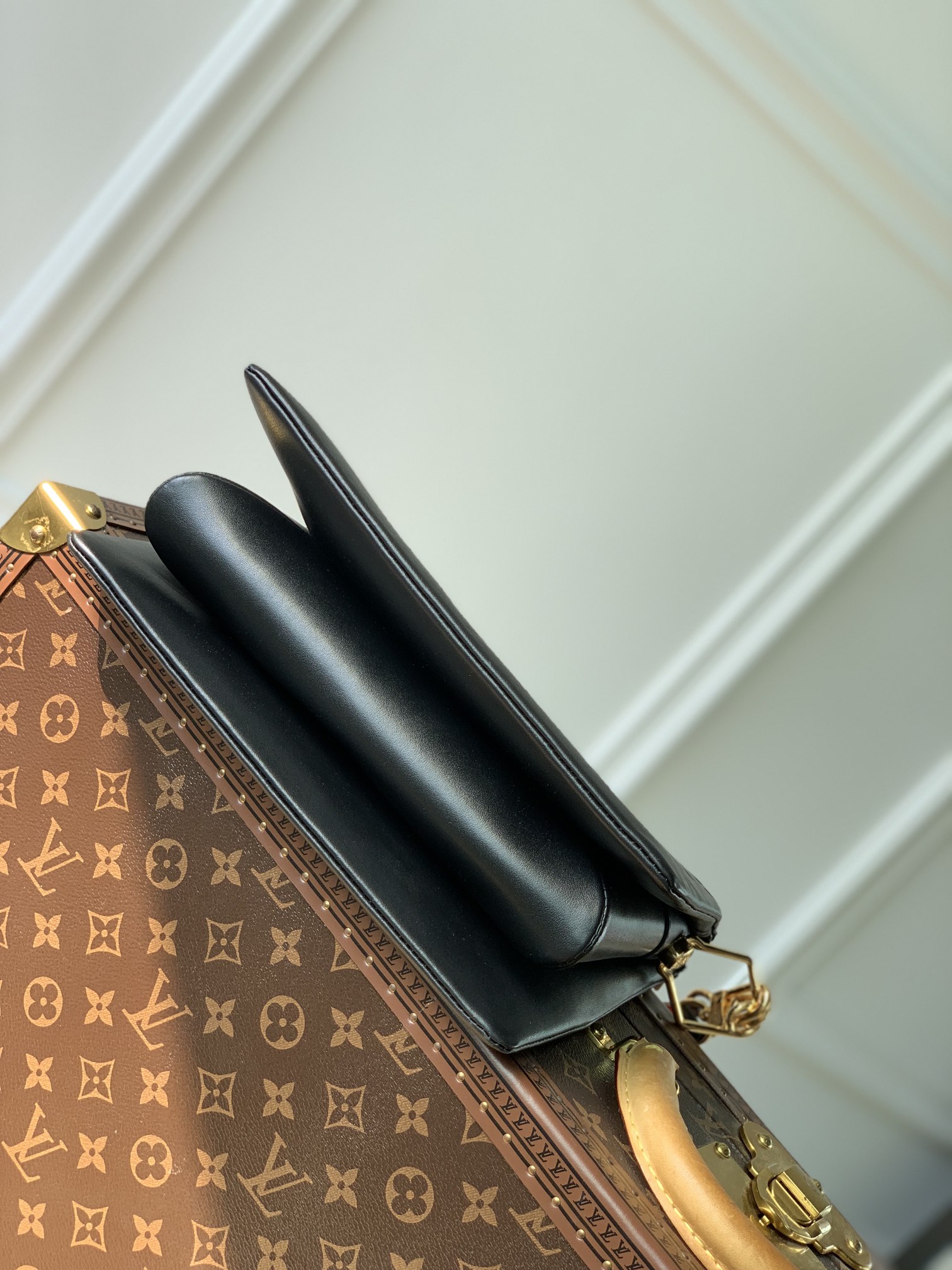 l**is V*t*n coussin handbags-26*20*12cm