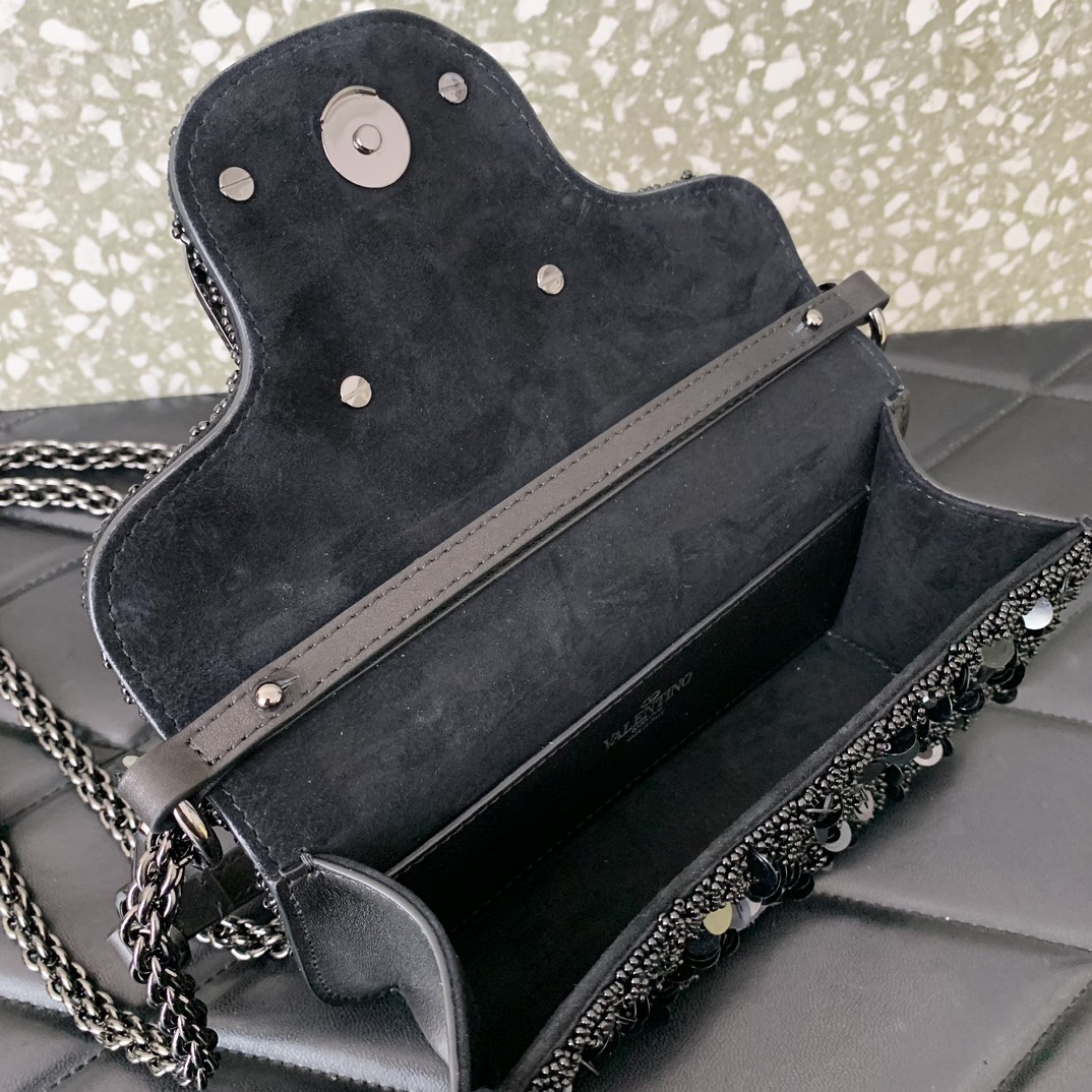 Valentino Garavani Mini Loc-19✖️10.5✖️5CM