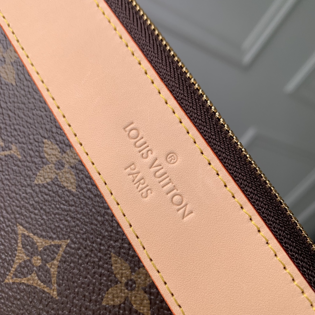 l**is V*t*n pochette jour-m82540-35 x 25 x 2.8cm