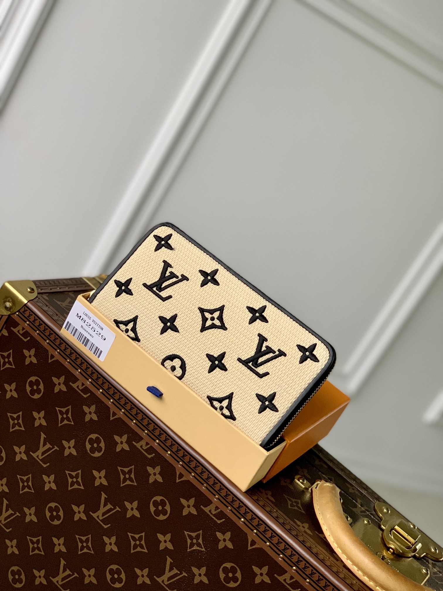 l**is V*t*n zippy wallet m82529-20*10cm