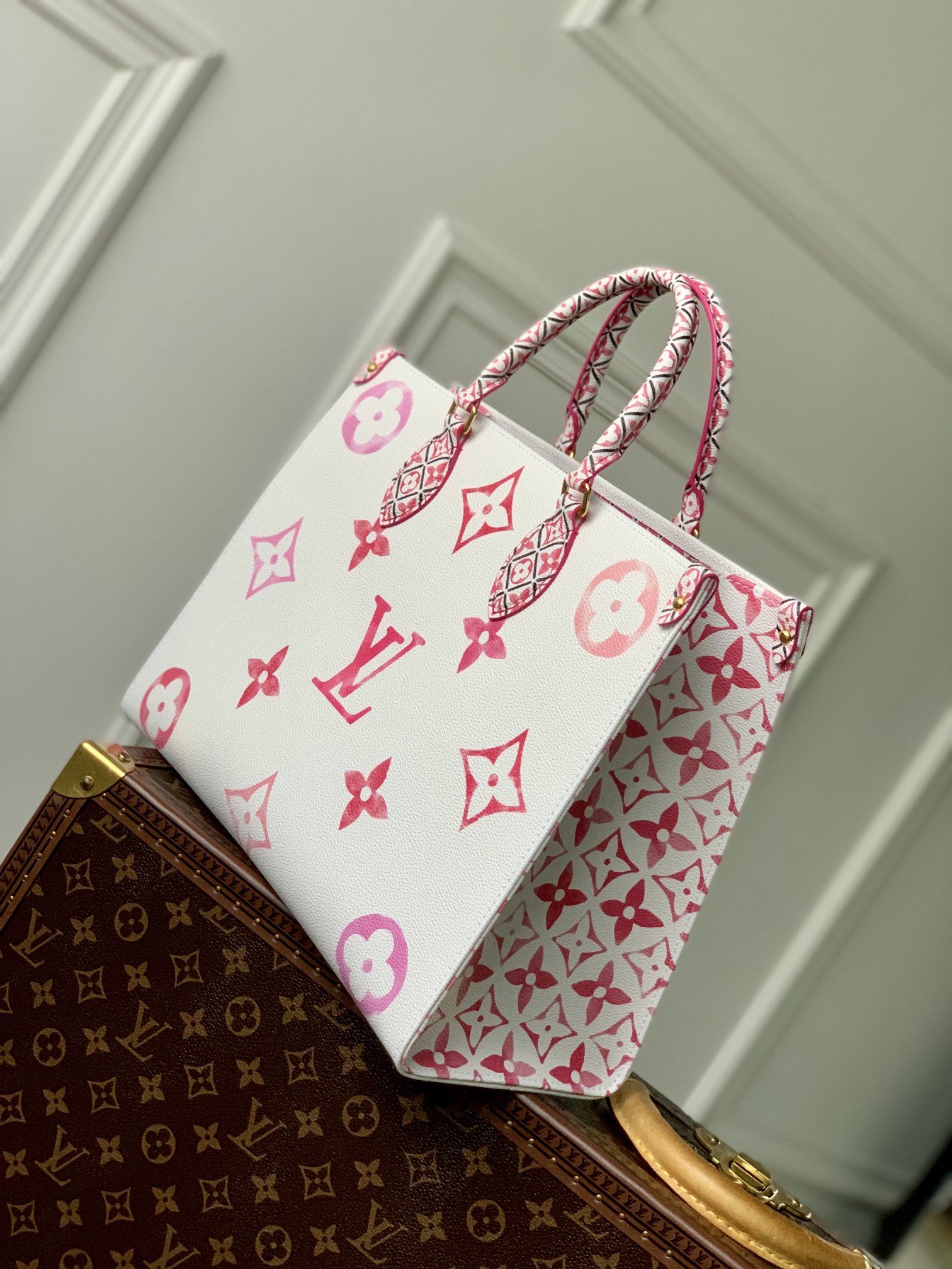 l**is V*t*n onthego handbag-m22975-35 x 27 x 14 cm